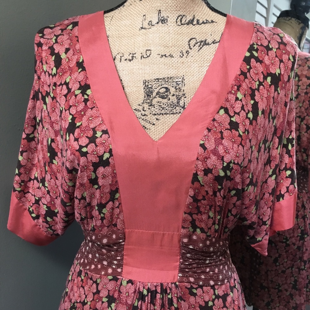 Anthropologie Left of Center Berry Thistle Tunic - Picture 2 of 6